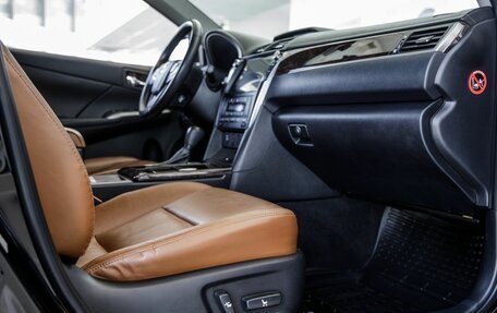 Toyota Camry, 2016 год, 2 148 000 рублей, 10 фотография