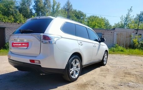 Mitsubishi Outlander III рестайлинг 3, 2012 год, 1 150 000 рублей, 21 фотография