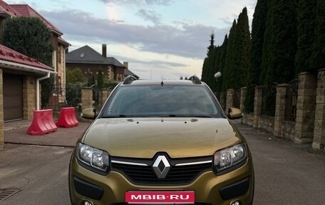 Renault Sandero II рестайлинг, 2015 год, 850 000 рублей, 1 фотография