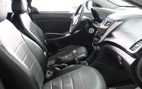 Hyundai Solaris II рестайлинг, 2012 год, 699 000 рублей, 19 фотография