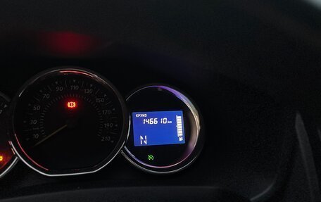 Renault Sandero II рестайлинг, 2015 год, 850 000 рублей, 13 фотография