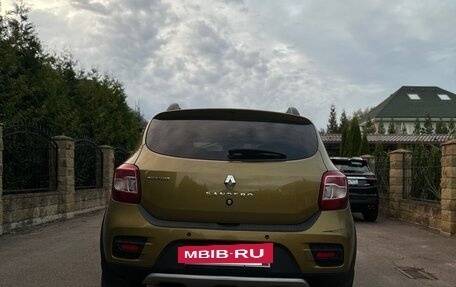 Renault Sandero II рестайлинг, 2015 год, 850 000 рублей, 3 фотография