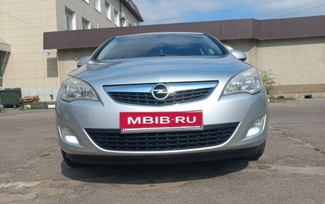 Opel Astra J, 2011 год, 750 000 рублей, 7 фотография