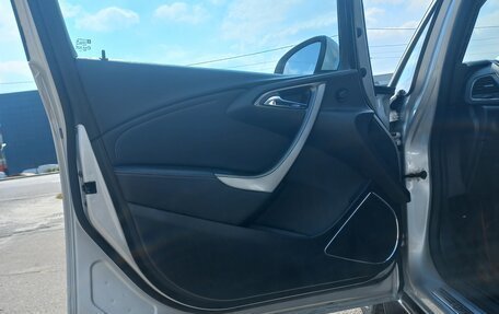 Opel Astra J, 2011 год, 750 000 рублей, 21 фотография