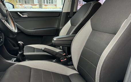 Skoda Rapid I, 2017 год, 985 000 рублей, 20 фотография