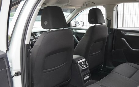Skoda Octavia, 2020 год, 2 400 000 рублей, 11 фотография