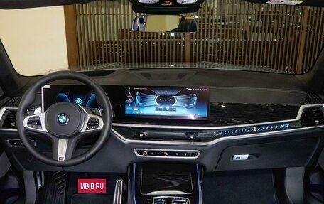 BMW X7, 2025 год, 18 500 000 рублей, 13 фотография