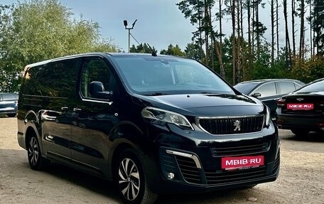 Peugeot Traveller I, 2019 год, 3 150 000 рублей, 4 фотография