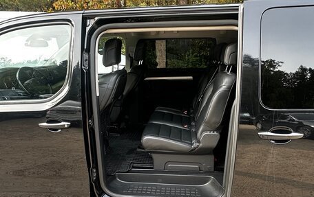 Peugeot Traveller I, 2019 год, 3 150 000 рублей, 14 фотография