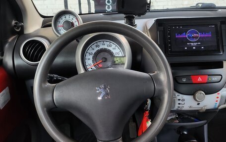 Peugeot 107 I рестайлинг, 2011 год, 525 000 рублей, 12 фотография