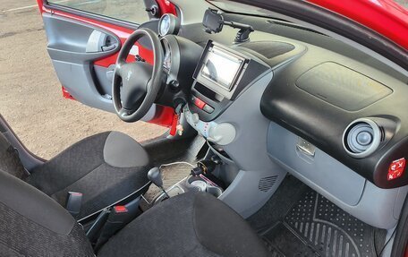 Peugeot 107 I рестайлинг, 2011 год, 525 000 рублей, 10 фотография