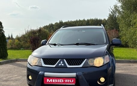 Mitsubishi Outlander III рестайлинг 3, 2008 год, 990 000 рублей, 14 фотография