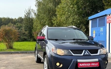 Mitsubishi Outlander III рестайлинг 3, 2008 год, 990 000 рублей, 13 фотография