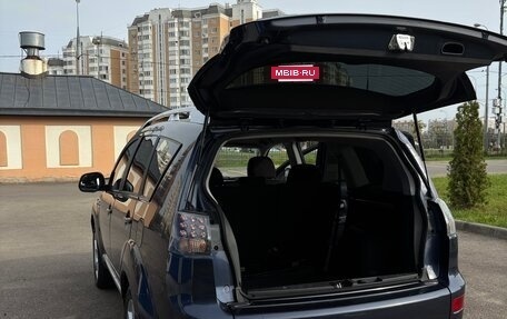 Mitsubishi Outlander III рестайлинг 3, 2008 год, 990 000 рублей, 28 фотография