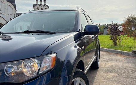 Mitsubishi Outlander III рестайлинг 3, 2008 год, 990 000 рублей, 31 фотография