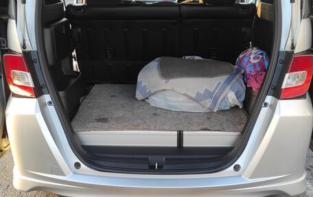 Honda Freed I, 2010 год, 1 100 000 рублей, 10 фотография