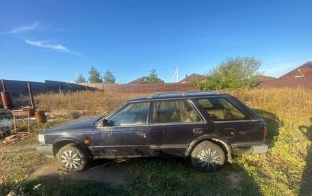 Nissan Bluebird VIII, 1989 год, 60 000 рублей, 2 фотография