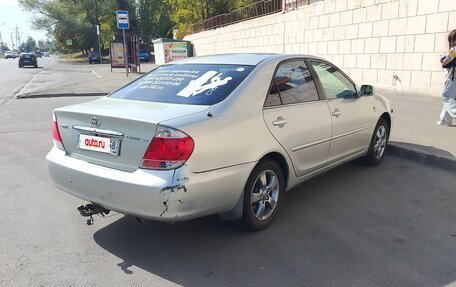 Toyota Camry V40, 2004 год, 600 000 рублей, 3 фотография