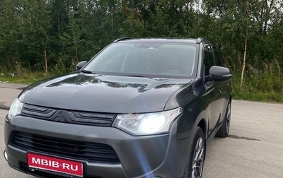 Mitsubishi Outlander III рестайлинг 3, 2013 год, 1 550 000 рублей, 1 фотография