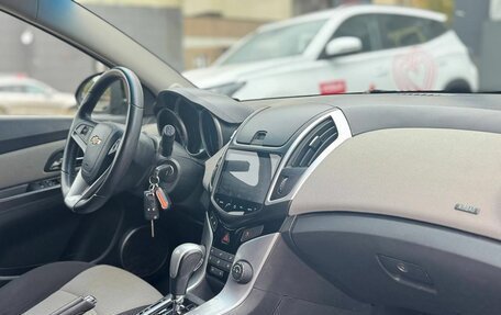 Chevrolet Cruze II, 2013 год, 880 000 рублей, 10 фотография