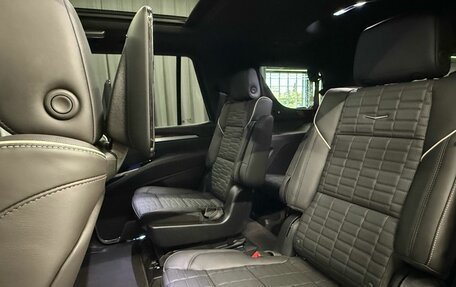 Cadillac Escalade V, 2025 год, 20 160 000 рублей, 30 фотография