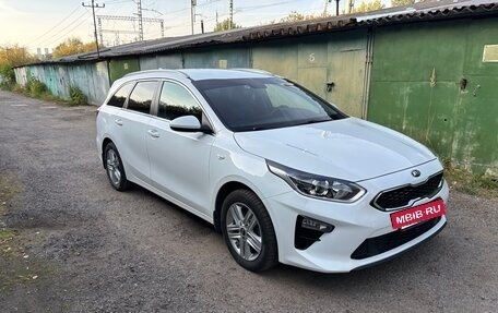 KIA cee'd III, 2019 год, 2 300 000 рублей, 2 фотография