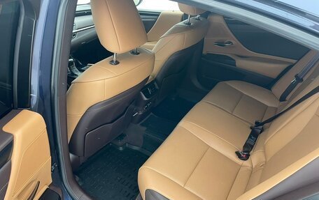 Lexus ES VII, 2018 год, 3 900 000 рублей, 5 фотография