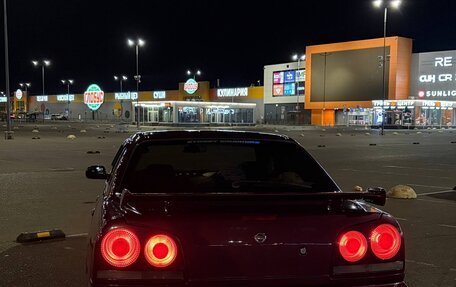 Nissan Skyline, 1998 год, 1 000 000 рублей, 2 фотография