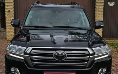 Toyota Land Cruiser 200, 2017 год, 6 000 000 рублей, 1 фотография