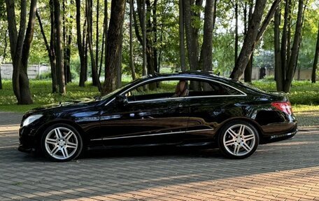 Mercedes-Benz E-Класс, 2011 год, 1 750 000 рублей, 14 фотография