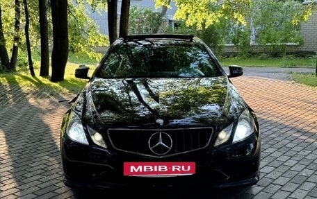 Mercedes-Benz E-Класс, 2011 год, 1 750 000 рублей, 12 фотография