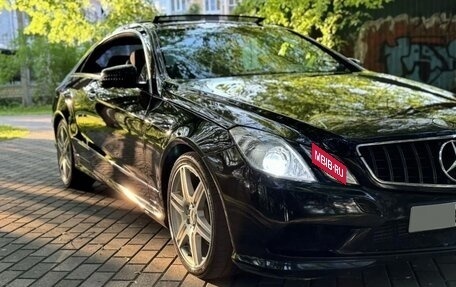 Mercedes-Benz E-Класс, 2011 год, 1 750 000 рублей, 19 фотография