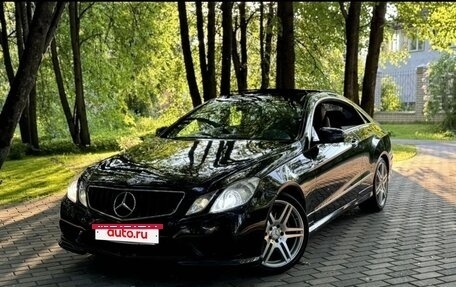 Mercedes-Benz E-Класс, 2011 год, 1 750 000 рублей, 28 фотография