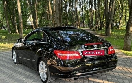 Mercedes-Benz E-Класс, 2011 год, 1 750 000 рублей, 26 фотография
