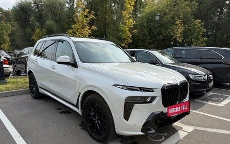 BMW X7, 2023 год, 12 000 000 рублей, 3 фотография
