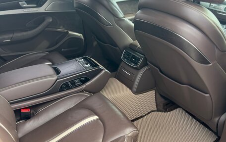 Audi A8, 2016 год, 3 000 000 рублей, 22 фотография