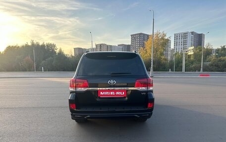 Toyota Land Cruiser 200, 2016 год, 5 500 000 рублей, 5 фотография