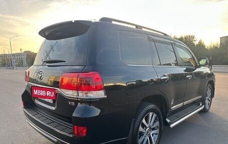 Toyota Land Cruiser 200, 2016 год, 5 500 000 рублей, 6 фотография