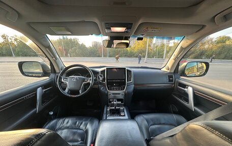 Toyota Land Cruiser 200, 2016 год, 5 500 000 рублей, 12 фотография
