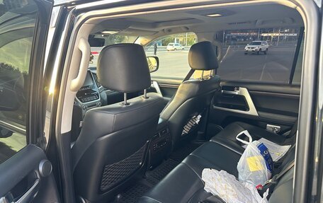 Toyota Land Cruiser 200, 2016 год, 5 500 000 рублей, 16 фотография