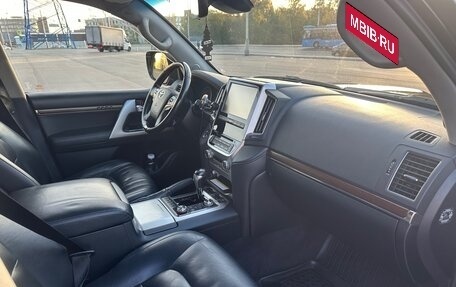 Toyota Land Cruiser 200, 2016 год, 5 500 000 рублей, 17 фотография