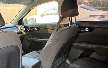 KIA Cerato IV, 2022 год, 2 200 000 рублей, 7 фотография