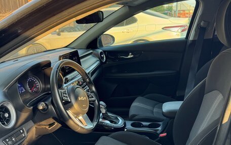 KIA Cerato IV, 2022 год, 2 200 000 рублей, 8 фотография