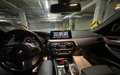 BMW 5 серия, 2018 год, 1 970 000 рублей, 19 фотография