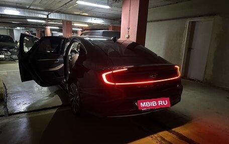 Hyundai Sonata VIII, 2020 год, 2 380 000 рублей, 2 фотография