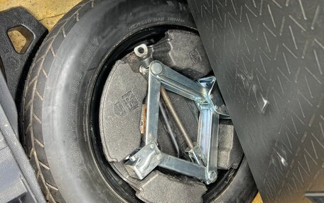 Toyota RAV4, 2021 год, 2 990 000 рублей, 9 фотография