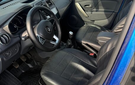 Renault Logan II, 2022 год, 1 600 000 рублей, 6 фотография