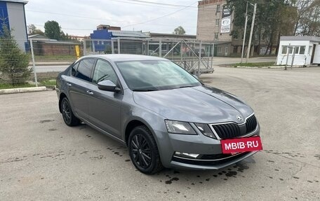 Skoda Octavia, 2018 год, 1 376 000 рублей, 2 фотография