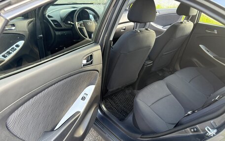 Hyundai Solaris II рестайлинг, 2013 год, 750 000 рублей, 14 фотография