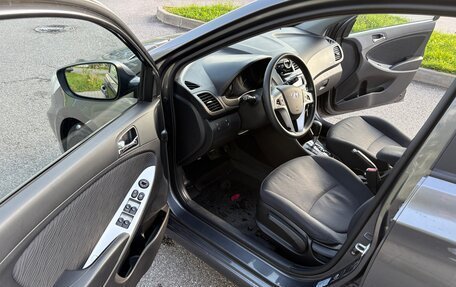 Hyundai Solaris II рестайлинг, 2013 год, 750 000 рублей, 13 фотография